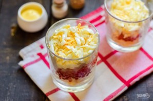 Салат "Мимоза" с красной икрой Салат "Мимоза" с красной икрой