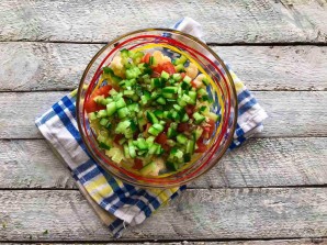 Салат с курицей и цветной капустой Салат с курицей и цветной капустой