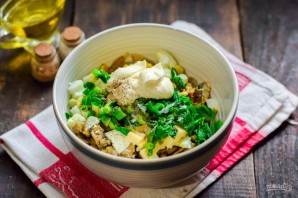 Салат со шпротами и грибами Салат со шпротами и грибами