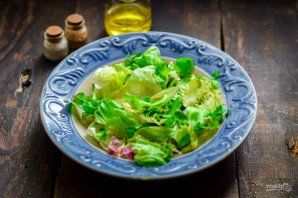 Салат "Средиземноморский" с тунцом Салат "Средиземноморский" с тунцом