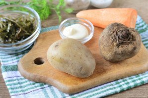 "Селедка под шубой" с морской капустой