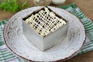 "Селедка под шубой" с морской капустой