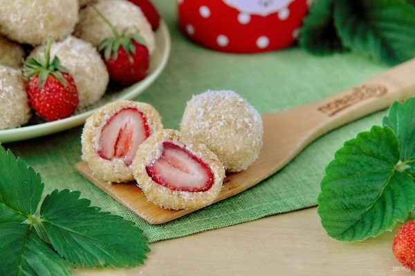 Сезон клубники открыт! Топ-10 вкусных идей        