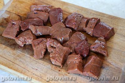 Шашлык из печени с салом