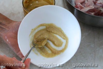 Шашлык из свиных ребрышек на шампурах Шашлык из свиных ребрышек на шампурах