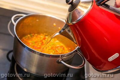 Щи из свежей капусты с нутом