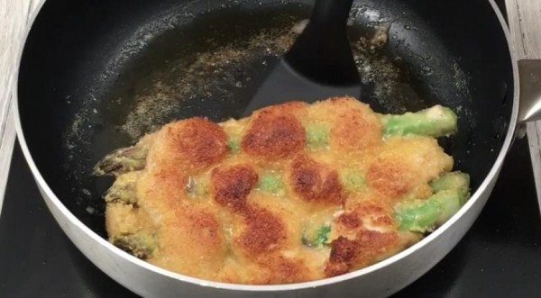 Шницели из индейки со спаржей, пошаговый рецепт с фото