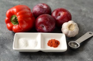 Слива с болгарским перцем на зиму