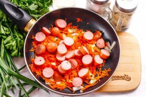 Суп с чечевицей и сосисками