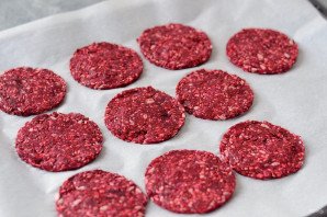 Свекольные хлебцы