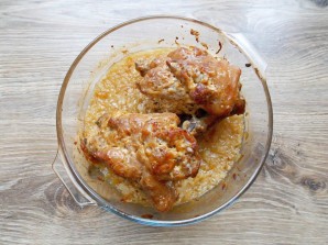 Свиные ножки с капустой