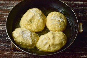 Сырники из творога с шоколадом Сырники из творога с шоколадом