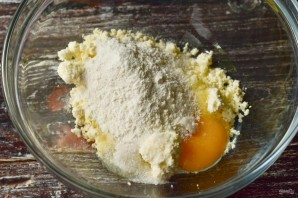 Сырники из творога с шоколадом Сырники из творога с шоколадом