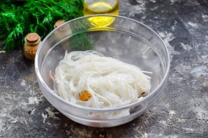 Тайский салат с морепродуктами