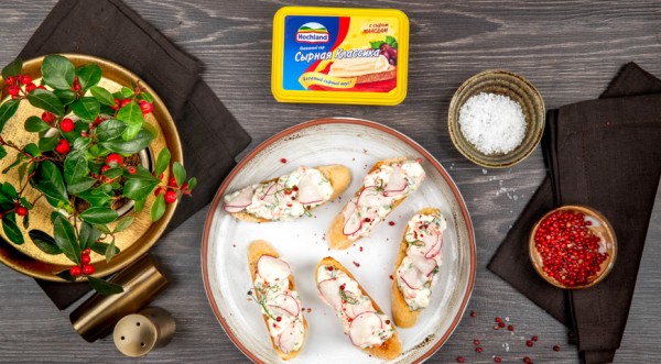 Тартинки с намазкой из плавленого сыра, яйца и помидора, пошаговый рецепт с фото Тартинки с намазкой из плавленого сыра, яйца и помидора, пошаговый рецепт с фото