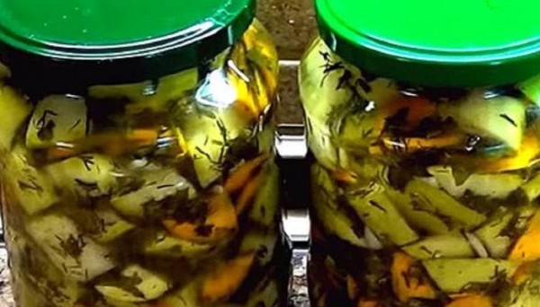 Рецепты закуски из кабачков на зиму, простые и вкусные, пальчики оближешь Рецепты закуски из кабачков на зиму, простые и вкусные, пальчики оближешь