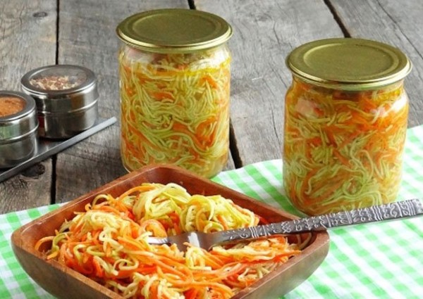 Рецепты закуски из кабачков на зиму, простые и вкусные, пальчики оближешь Рецепты закуски из кабачков на зиму, простые и вкусные, пальчики оближешь