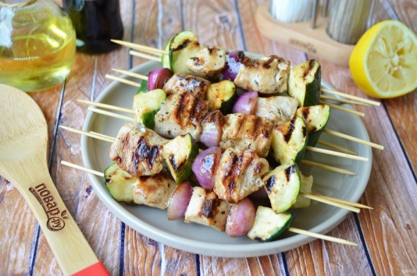 6 рецептов шашлыка из курицы для любителей постного мяса        