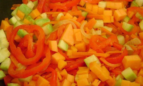 Рецепты закуски из кабачков на зиму, простые и вкусные, пальчики оближешь Рецепты закуски из кабачков на зиму, простые и вкусные, пальчики оближешь