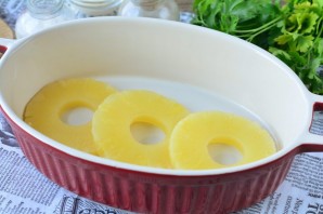 Ананасы под сыром в духовке