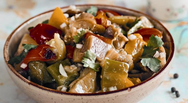 Армянский салат из печеных овощей, пошаговый рецепт с фото