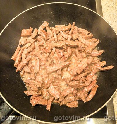 Цуйван - монгольская лапша с овощами и мясом Цуйван - монгольская лапша с овощами и мясом