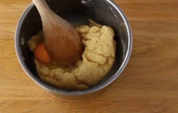 Эклеры, рецепт в домашних условиях с заварным кремом с пошаговыми фотографиями Эклеры, рецепт в домашних условиях с заварным кремом с пошаговыми фотографиями