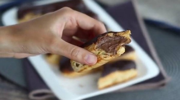 Эклеры, рецепт в домашних условиях с заварным кремом с пошаговыми фотографиями Эклеры, рецепт в домашних условиях с заварным кремом с пошаговыми фотографиями