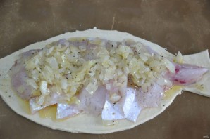 Филе судака в слоеном тесте