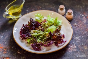 Греческий салат с кальмарами Греческий салат с кальмарами