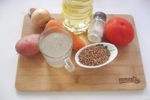 Гречневый суп с помидорами