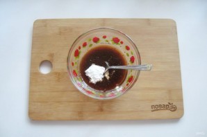 Хек тушеный в соевом соусе