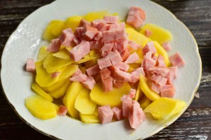 Картошка с карбонатом в духовке Картошка с карбонатом в духовке