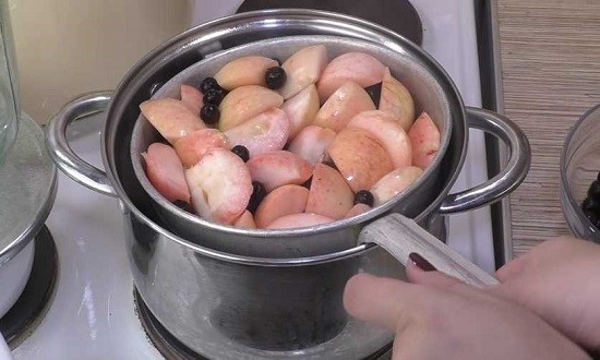 Компот ассорти на зиму из фруктов и ягод — вкуснейшие рецепты на 3 литровую банку