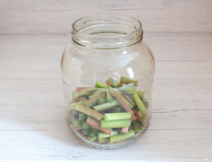 Компот из ревеня на зиму