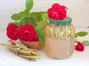 Компот из ревеня на зиму