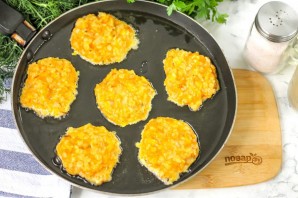 Котлеты из чечевицы с морковью