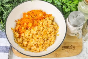 Котлеты из чечевицы с морковью