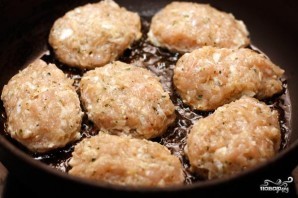 Котлеты куриные с сыром Котлеты куриные с сыром