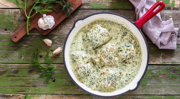 Курица, тушеная в сметане, пошаговый рецепт с фото Курица, тушеная в сметане, пошаговый рецепт с фото