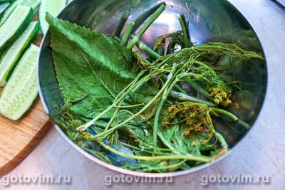 Малосольные огурцы на минералке Малосольные огурцы на минералке