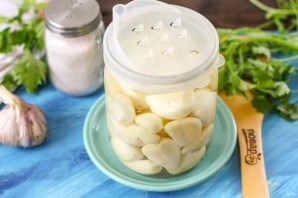 Маринованный чеснок зубчиками без стерилизации