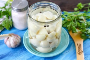 Маринованный чеснок зубчиками без стерилизации