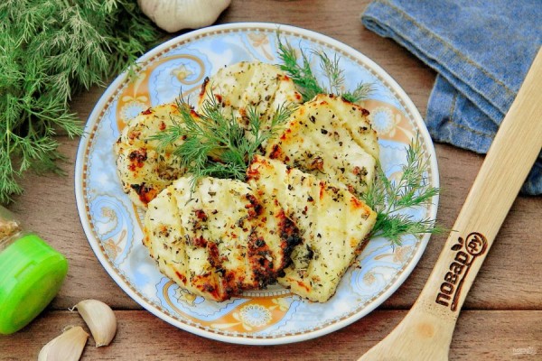 На пикник! Простые закуски, которые вы приготовите на мангале за 10 минут        