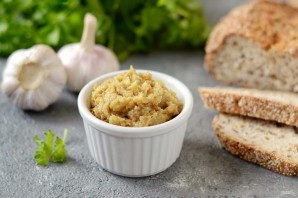 Паштет из чеснока