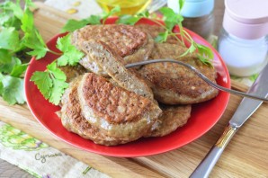 Печеночные оладьи с капустой