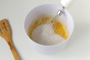 Пирог с бананом и апельсином