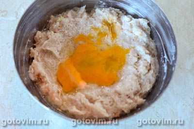 Рулет из индейки с омлетом, сладким перцем и беконом Рулет из индейки с омлетом, сладким перцем и беконом