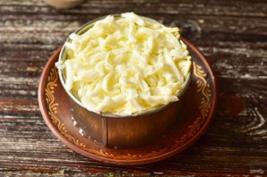 Рыбный салат с яблоком