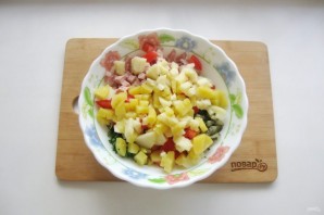 Салат с картошкой и ветчиной